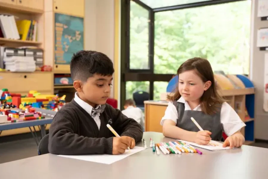 تحصیل در مدرسه کانادا به نام Toronto French School